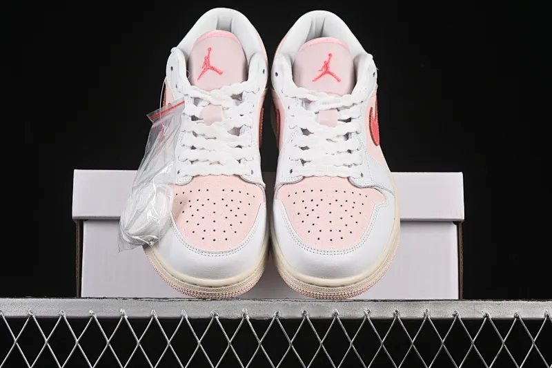 All categories Air Jordan Jordan series basketball shoes Air Jordan 1 Low Air Jordan 1 Low AJ1 Joe 1 white and pink low-top cultural and leisure sports sneakers IB8156-133